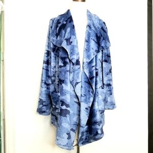 Susan Graver Weekend Cozy Fluffly Blue Camouflage Relaxed Waterfall Cardigan, MP